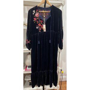 Johnny Was $468 Velvet Bishop Sleeve Dress Floral Embroidered Size Small